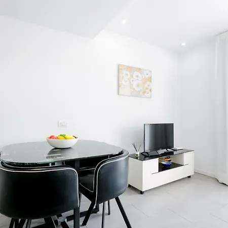 아파트 103 Parque Santiago Ii Pool View 플라야데라스아메리카스