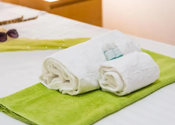 103 Parque Santiago Ii Pool View 公寓 *