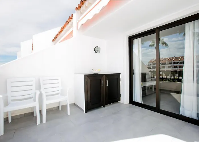 103 Parque Santiago Ii Pool View 公寓